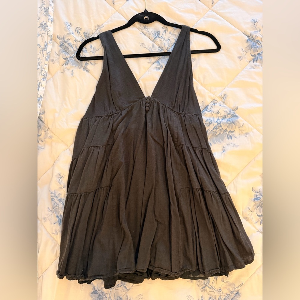 Sleeveless Tiered V-Neck Maxi Dress in Charcoal
